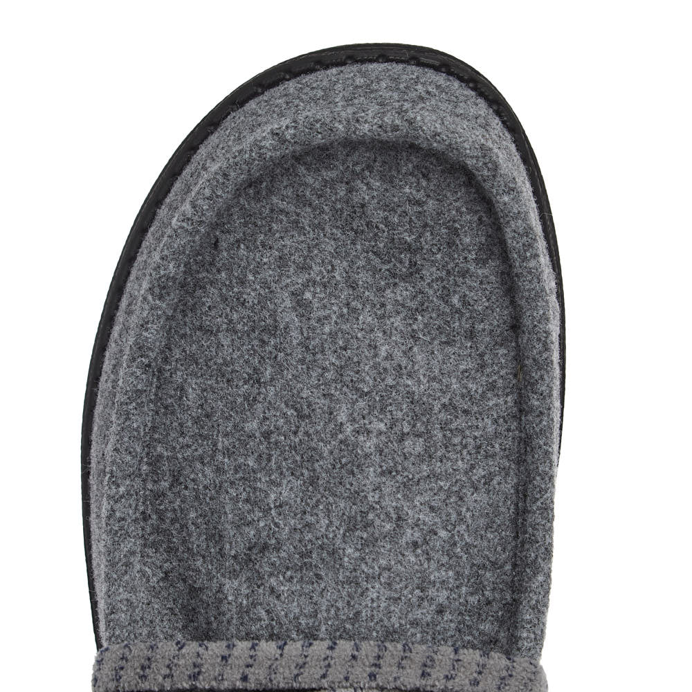 Hey Dude Men's Wally Smoke Grey Cozy Plaid Casual